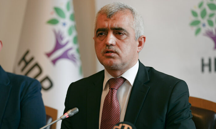 HDP’li Gergerlioğlu’ndan ‘çıplak arama’ tepkisi: Mahkum kitapçığında bile yazıyor