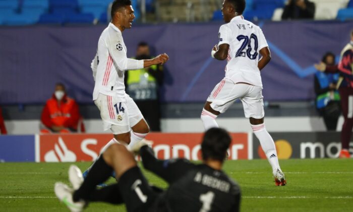 Real Madrid Şampiyonlar Ligi’nde Liverpool’a 3 attı