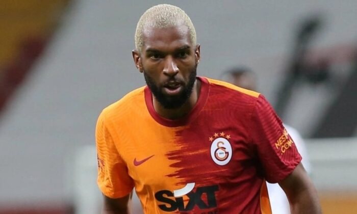 Ryan Babel: 6 puanlık farkı kapatabiliriz