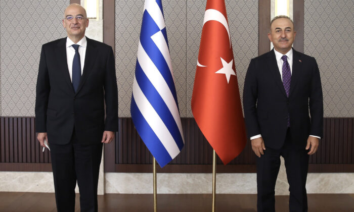 Son dakika! Çavuşoğlu: Yunanistan provokatif söylemlerden uzak durmalı
