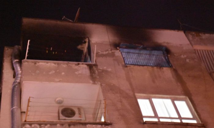 Adana’da yangın çıkan evde mahsur kalan kişi kurtarıldı