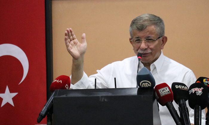 Ahmet Davutoğlu , Muğla 1. Olağan İl Kongresi’nde konuşuyor