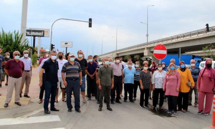 Antalyalılar yolun tek yöne düşürülmesine tepki gösterdi