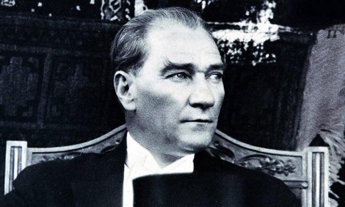 Atatürk’e hakaret cezasız kaldı
