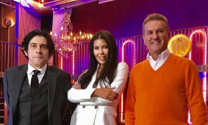 Bahar Candan, Okan Bayülgen ve Mustafa Sarıgül’le fotoğraf paylaştı