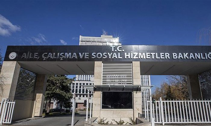 Bakanlığa iki yeni yardımcı atandı