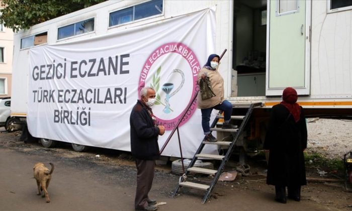 Bozkurt’ta ilaç ihtiyacını mobil eczane karşıladı