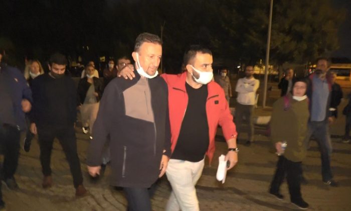 Bursa’da “bıçak parası” istediği iddia edilen doktor tutuklandı