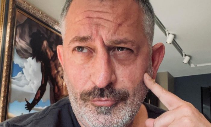Cem Yılmaz’ın Londra’daki gösterisi iptal edildi