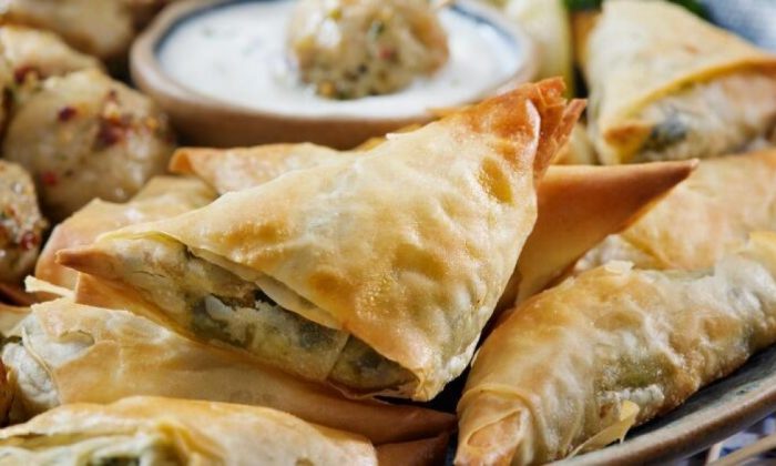 Gelinim Mutfakta menüsünden: Acı biber reçelli muska böreği tarifi
