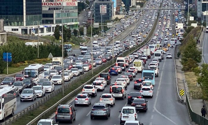 İstanbul’da haftanın ilk iş günü