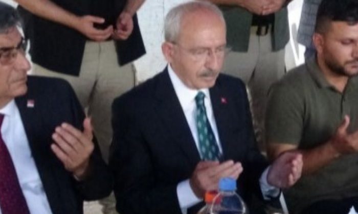 Kemal Kılıçdaroğlu’ndan taziye ziyareti