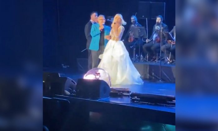 Mehmet Ali Erbil’den Seda Sayan’a: Her yeri pespembedir