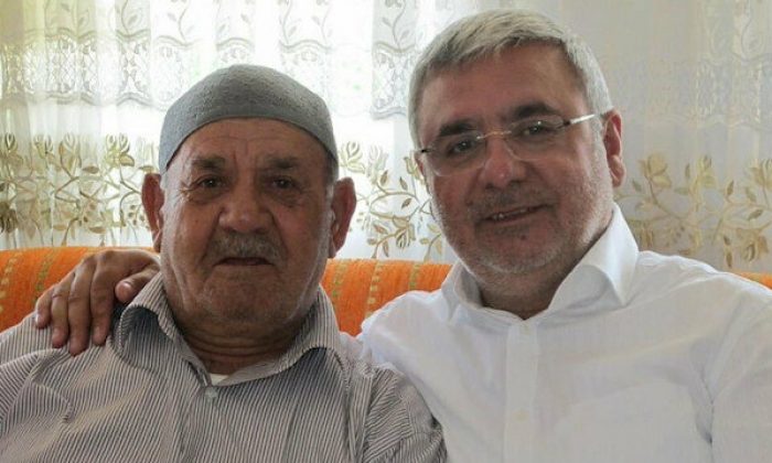 Mehmet Metiner’in acı günü: Babası hayatını kaybetti