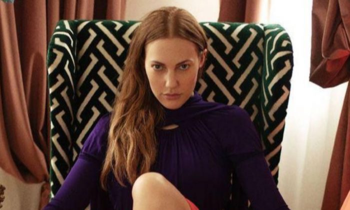 Meryem Uzerli gençlik fotoğrafını paylaştı