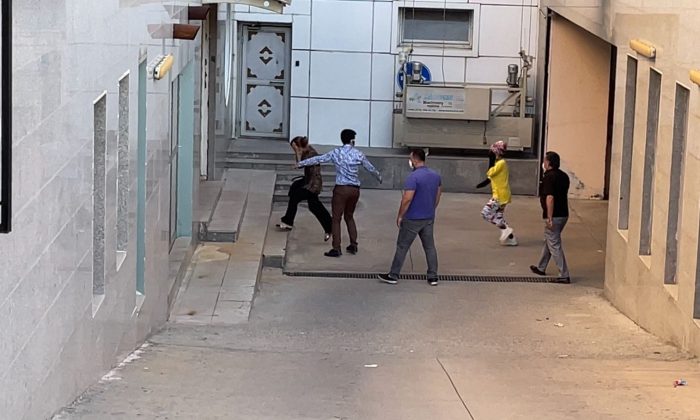 Mezarlıkta toprağa gömülü bulunan bebeğin anne ve anneannesi tutuklandı