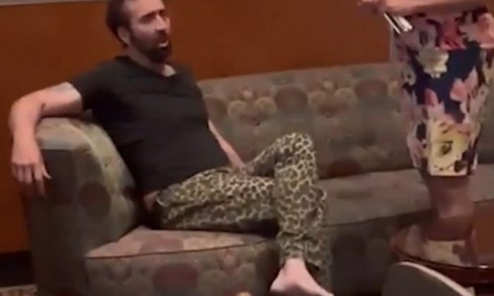 Nicolas Cage, alkolü fazla kaçırınca restorandan kovuldu