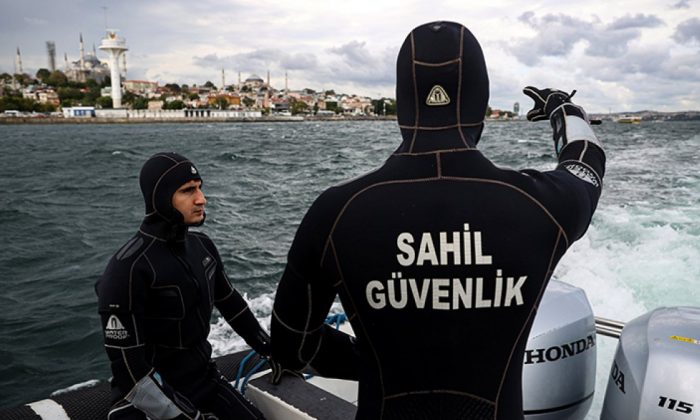 Sahil Güvenlik görevlileri, Cemal amcayı kurtardıkları olayı anlattı