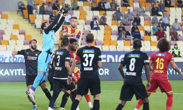 Sivasspor, Yeni Malatyaspor deplasmanından 3 puanla ayrıldı