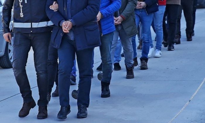Sosyal medya dolandırıcılığı operasyonu: 5 ilde 33 kişi gözaltına alındı