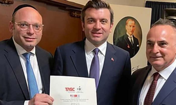 TASC, Bakan Yardımcısı Kıran’ın yer aldığı fotoğraf için özür diledi