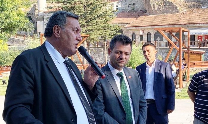 Üreticiler isyan etti: Kendi tarlamıza girmek için 55 TL ödüyoruz