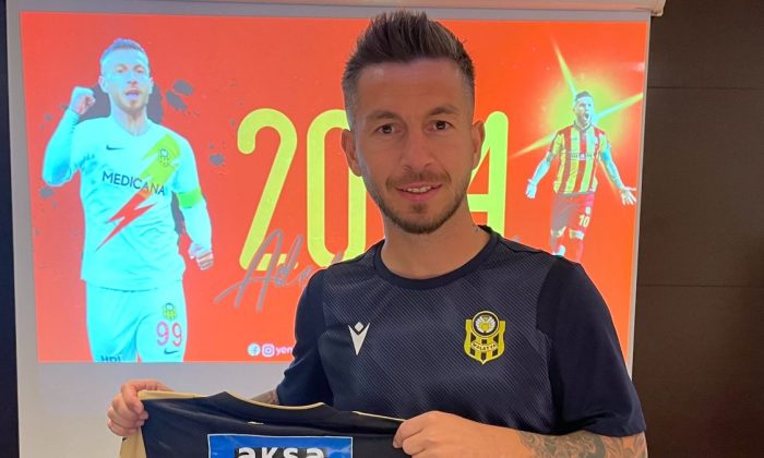 Yeni Malatyaspor, Adem Büyük’ün sözleşmesini uzattı