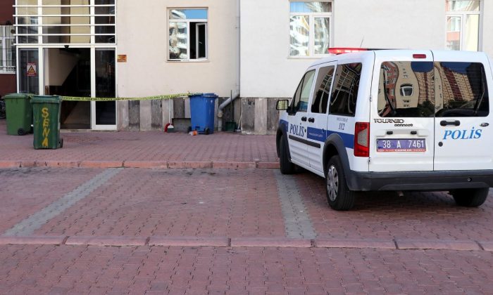 11. kattan düşen çocuk hayatını kaybetti