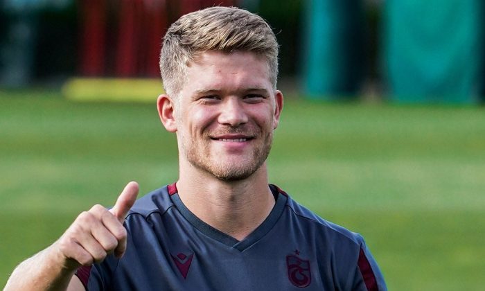 Andreas Cornelius: Ligdeki en iyi takım biziz