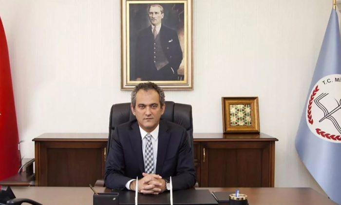 Bakan Özer: Ülkemizde şuan en güvenli yer okullarımız