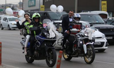 Bursa’da gelin ve damadın motosiklet aşkı