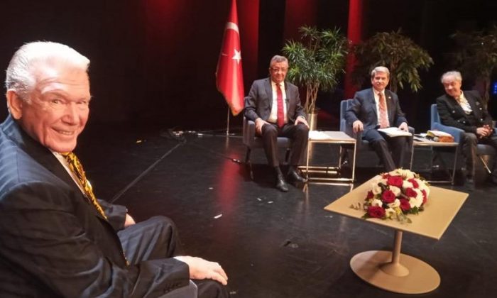 CHP’li Altay’dan Erdoğan’a: Korkma, seni 19 yıl orada tutan millet indirecek