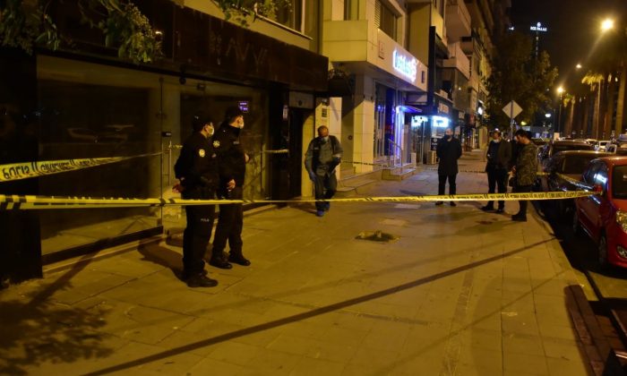 Eğlence buluşması bıçaklı kavgaya dönüştü: 1 ölü