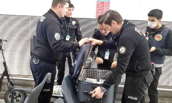 Havalimanında altın operasyonu