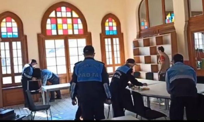 İBB’den büyük zorbalık! TÜGVA Adalar İlçe Temsilciliği işgal edildi