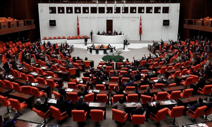 Meclis, TBMM Deprem Araştırma Komisyonu’nun hazırladığı raporu görüşecek