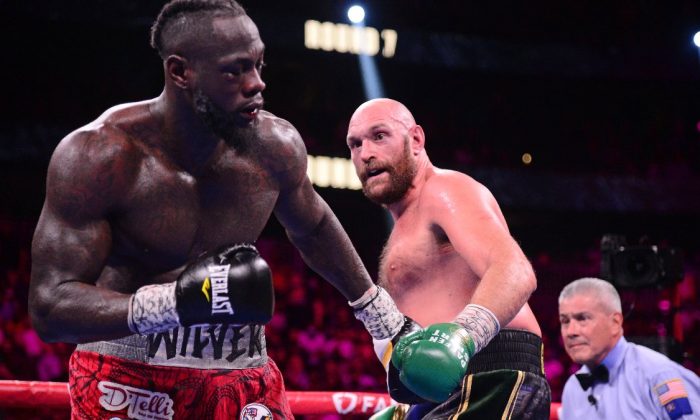 Tyson Fury, Deontay Wilder’ı nakavt etti