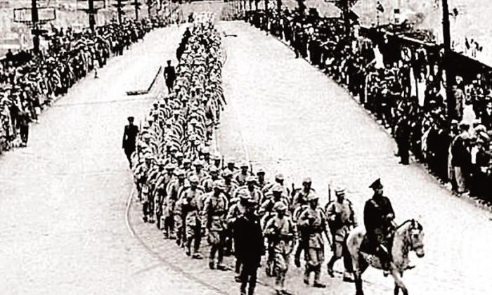 Ulu Önder Atatürk “Geldikleri gibi giderler” dedi, öyle de oldu