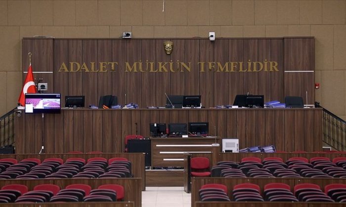 Yargıtay’dan emsal karar: 47 yaş büyük eşine tazminat ödeyecek