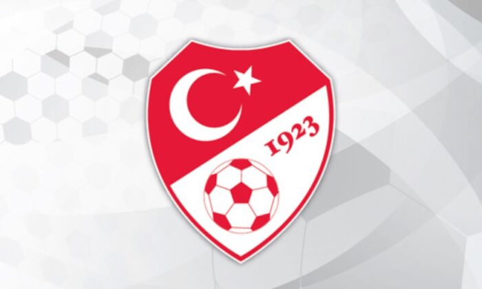 Trabzonspor – Fenerbahçe maçında saha karıştı! TFF’den açıklama geldi