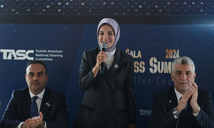 Bakan Göktaş: Koruyucu aile konusunda seferberlik çağrısı yapacağız